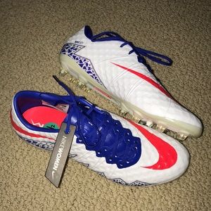 Brand new women’s Hypervenom soccer cleats!